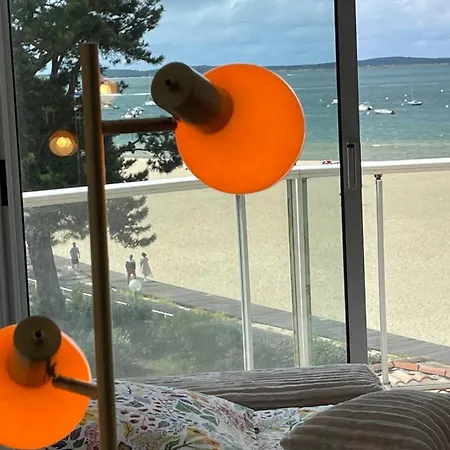 شقة Premiere Ligne - Vue Exceptionnelle - Acces Direct - Grand Balcon - Parking Privatif Clos - A Pieds *