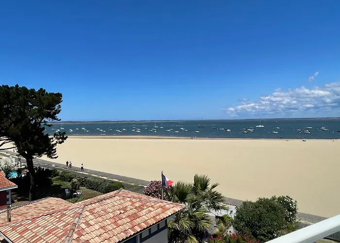 شقة Premiere Ligne - Vue Exceptionnelle - Acces Direct - Grand Balcon - Parking Privatif Clos - A Pieds